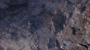 Otherworldly Canyon | [Animated Battlemap] [32x18] [120px per Square] [Gridless] [3D Rendered] [OC] | Beneos Battlemaps